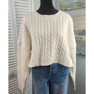 Cable Knit Sweater in Ivory size Medium Cropped